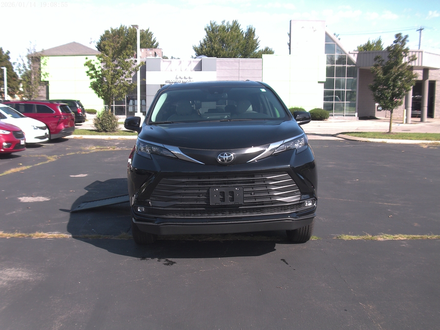 Black Toyota Sienna with Side Entry Automatic In Floor ramp