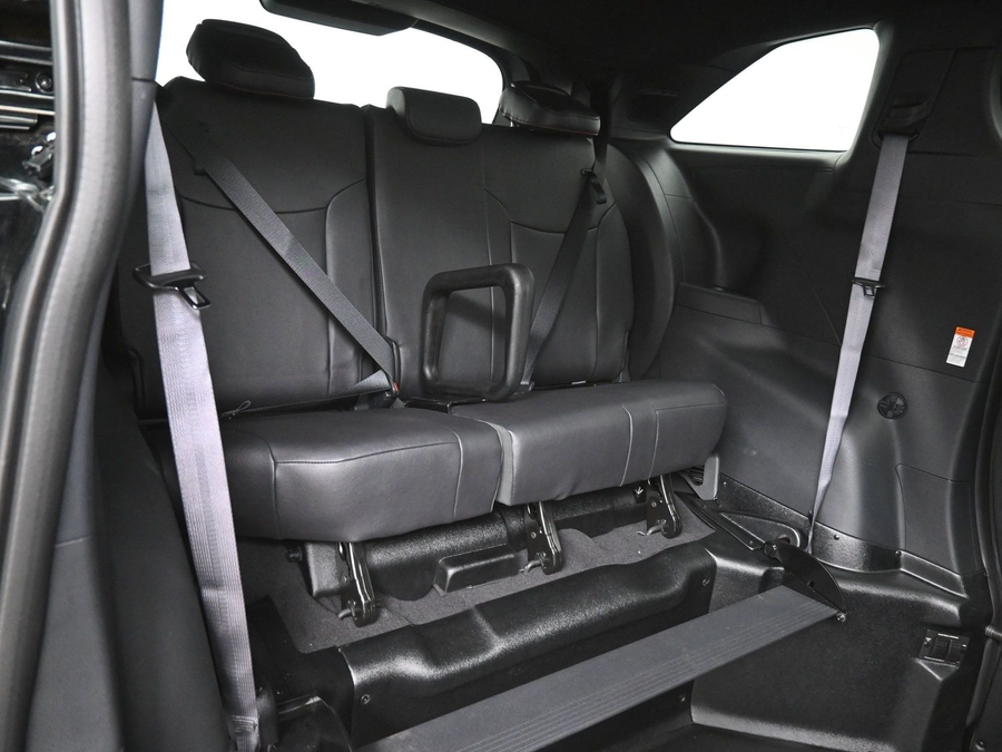 New 2025 Toyota Sienna Hybrid XSE Sport - BraunAbility Side Entry Entry Fold Out Automatic Ramp