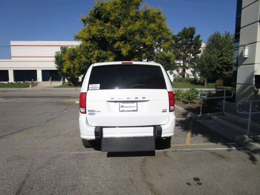 Used 2019 Dodge Grand Caravan GT - International Mobility Rear Entry Entry Fold Out Manual Ramp
