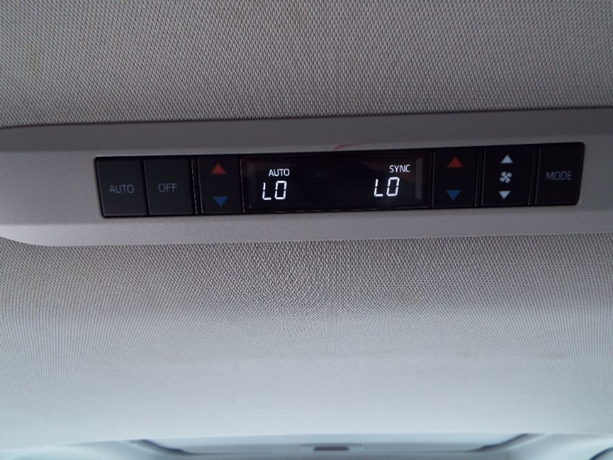 2024 TOYOTA SIENNA - Image 27