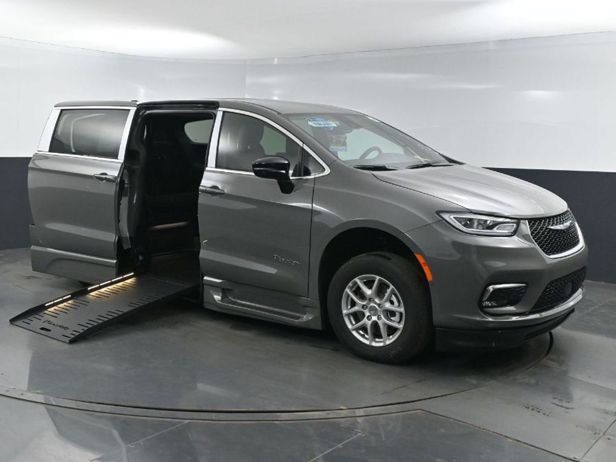 Pacifica Wheelchair Van Chrysler Pacifica Van For Sale Wheelchair