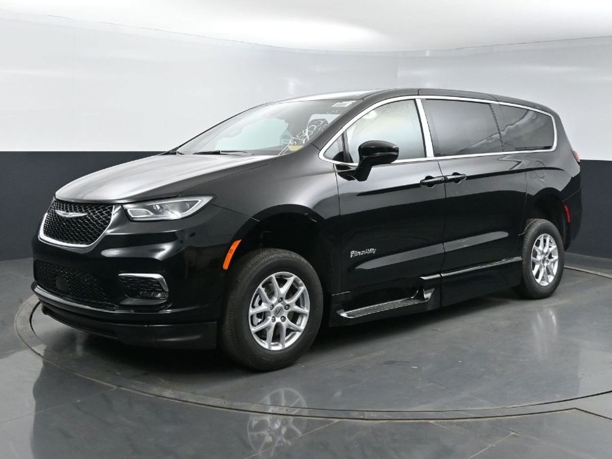 2025 CHRYSLER PACIFICA - Image 20