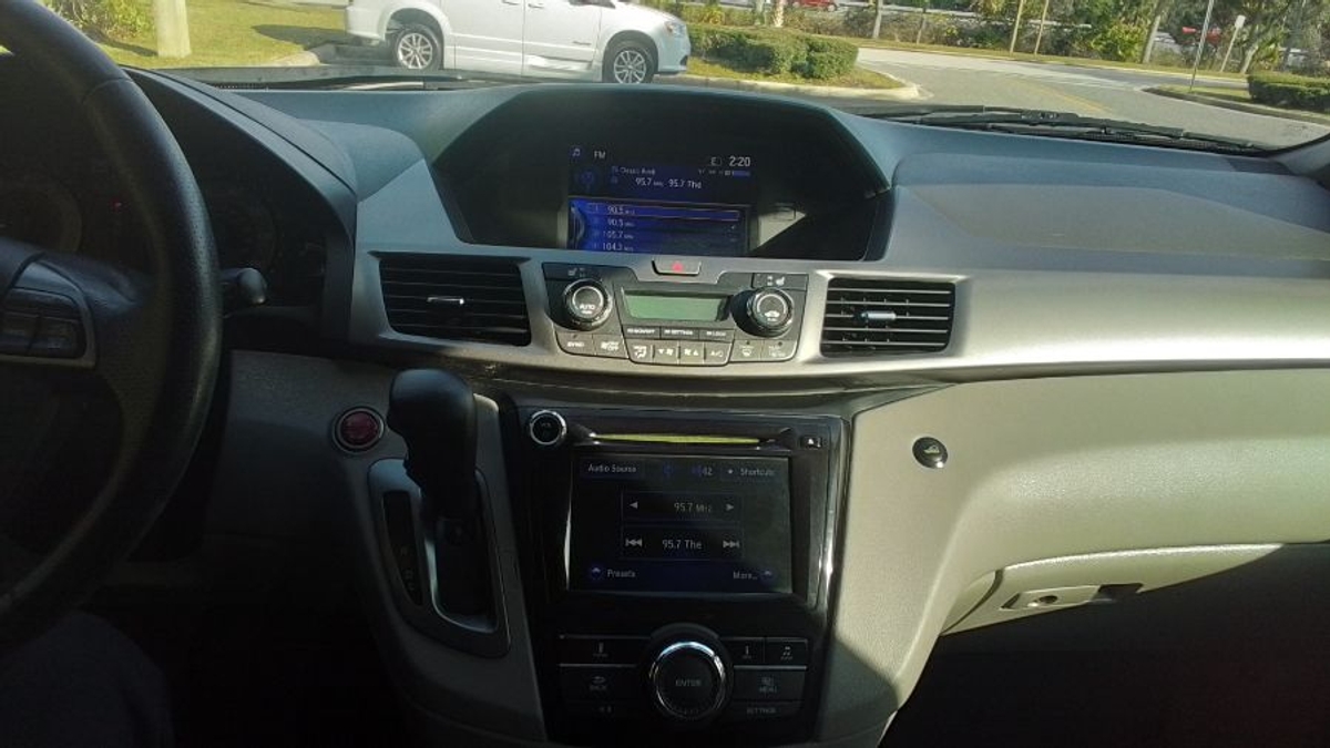 2015 HONDA ODYSSEY - Image 12