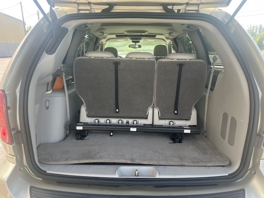 Used 2007 Chrysler Town and Country Limited - VMI Side Entry Entry In Floor Automatic Ramp