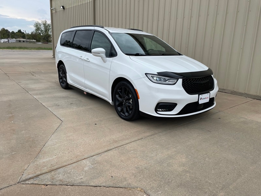 Used 2022 Chrysler Pacifica Touring L - AMS Side Entry Fold Out Automatic Ramp