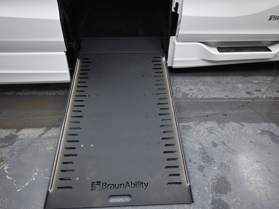 New 2026 Honda Odyssey EX-L - BraunAbility Side Entry Entry In Floor Automatic Ramp