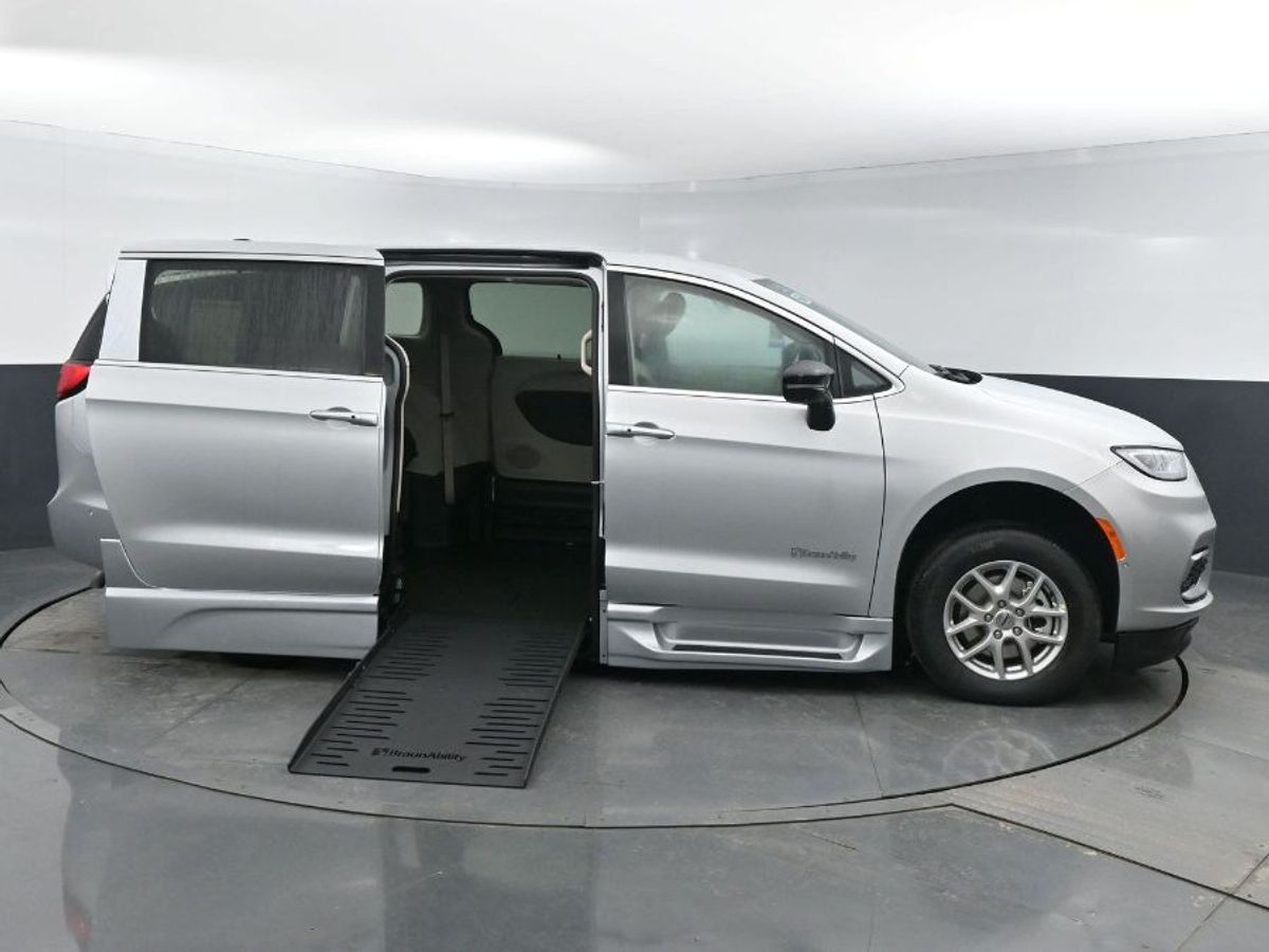 Silver Chrysler Pacifica with Side Entry Automatic Fold Out ramp