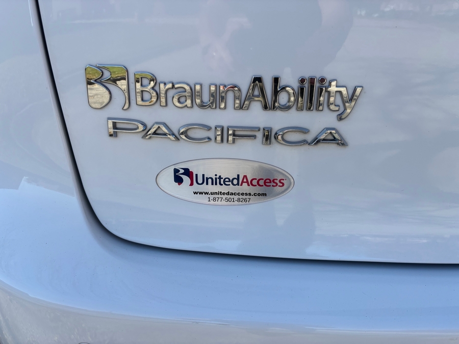 Used 2024 Chrysler Pacifica Touring L - BraunAbility Side Entry Entry Fold Out Automatic Ramp