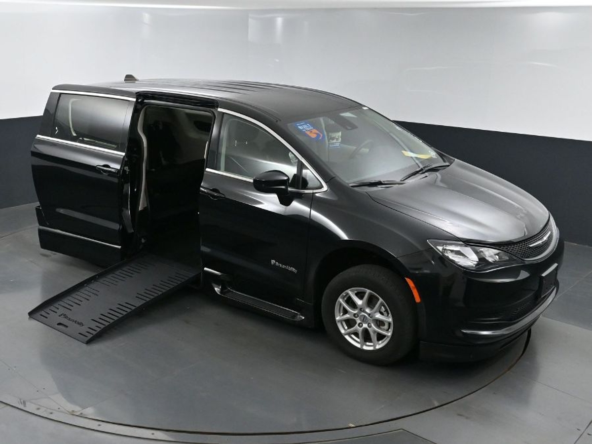 2023 CHRYSLER VOYAGER - Image 22