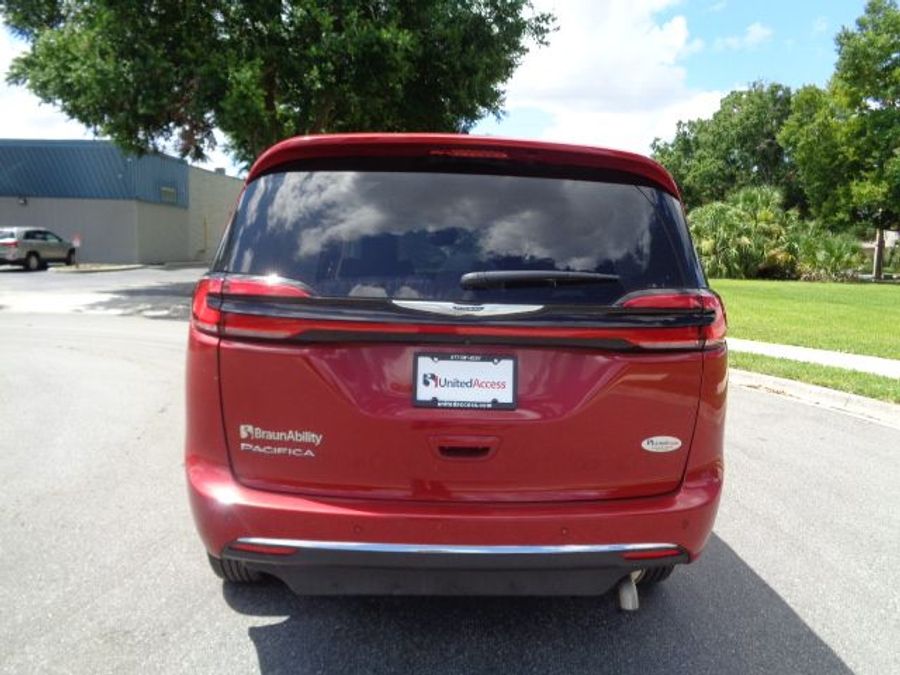 Used 2024 Chrysler Pacifica Touring L - BraunAbility Side Entry Entry In Floor Automatic Ramp