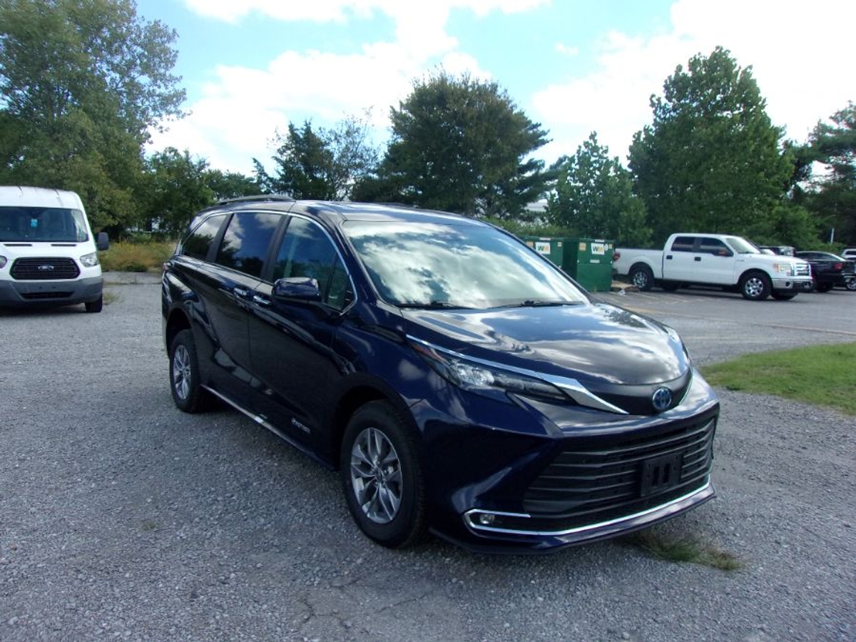 2024 TOYOTA SIENNA - Image 5