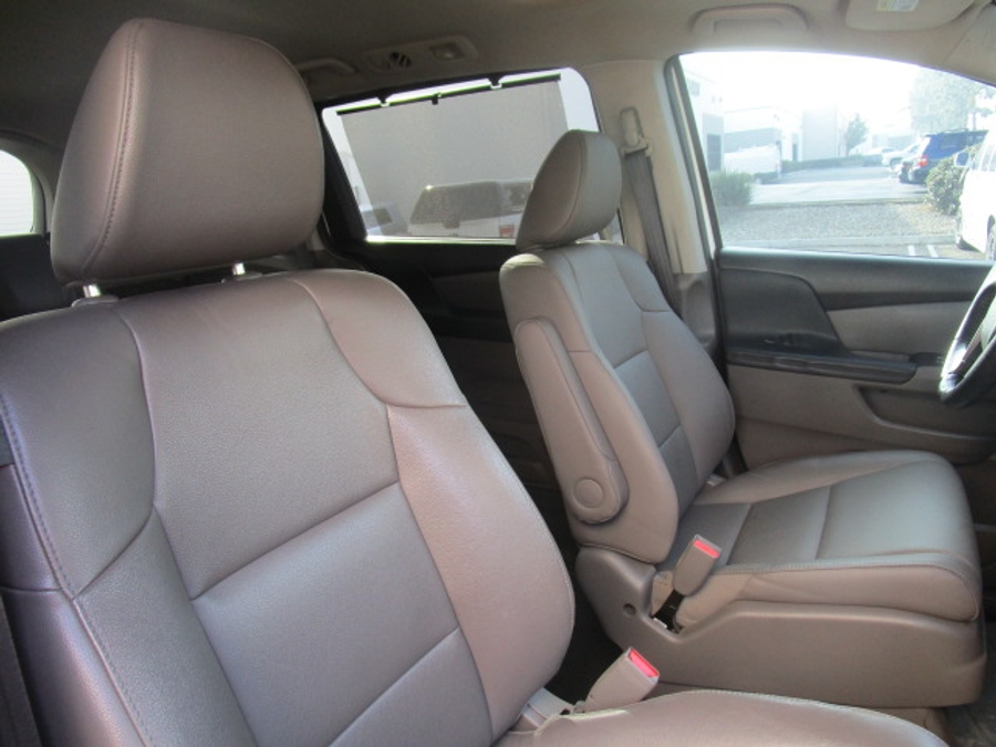 Used 2014 Honda Odyssey EX-L - VMI Side Entry Entry In Floor Automatic Ramp