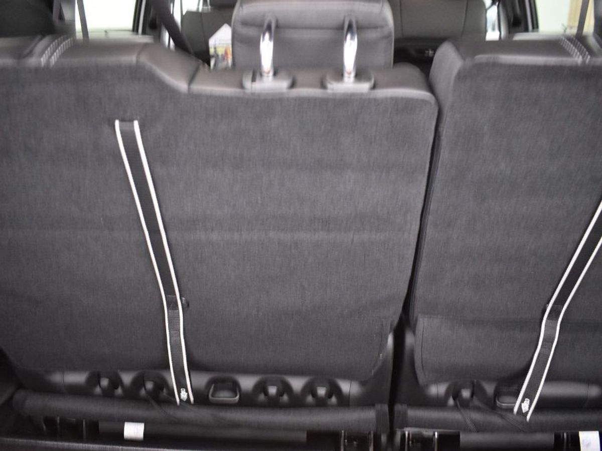 2024 Chrysler Pacifica Touring L - Photo 14