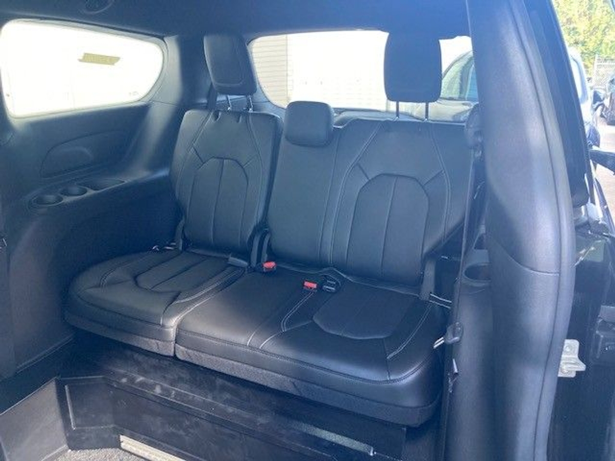 2026 CHRYSLER PACIFICA - Image 5