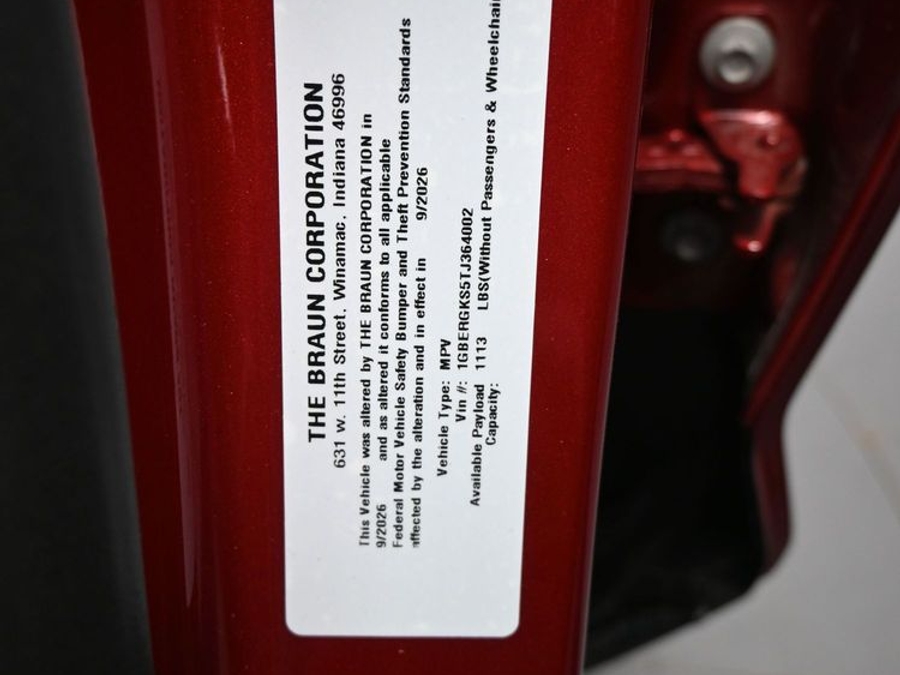 Red Chevrolet Traverse image number 24