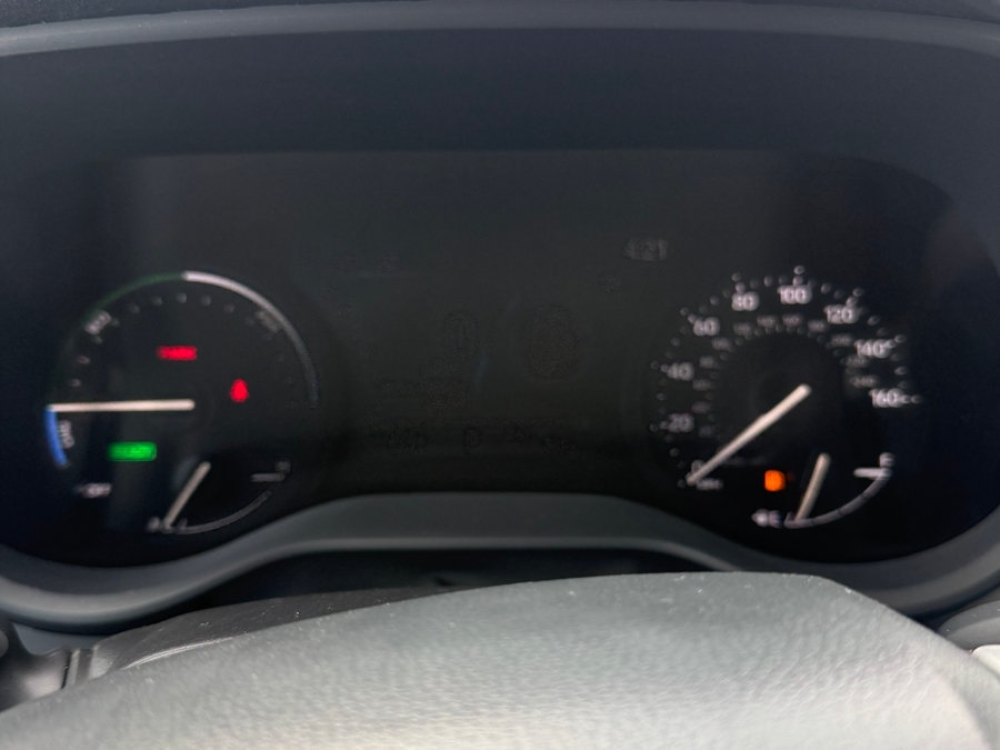 Green Toyota Sienna image number 11