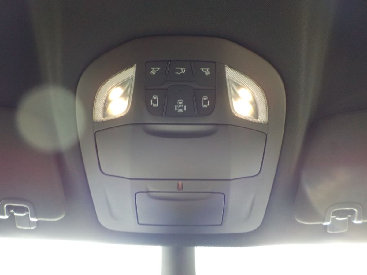 2025 CHRYSLER PACIFICA - Image 39