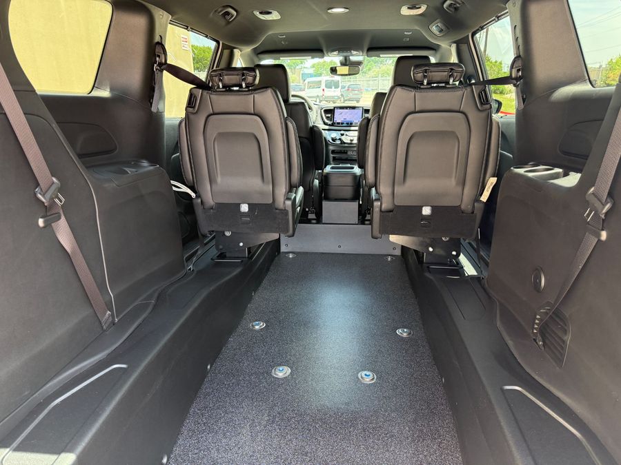 New 2025 Chrysler Voyager LX - BraunAbility Commercial Rear Entry Entry Fold Out Manual Ramp