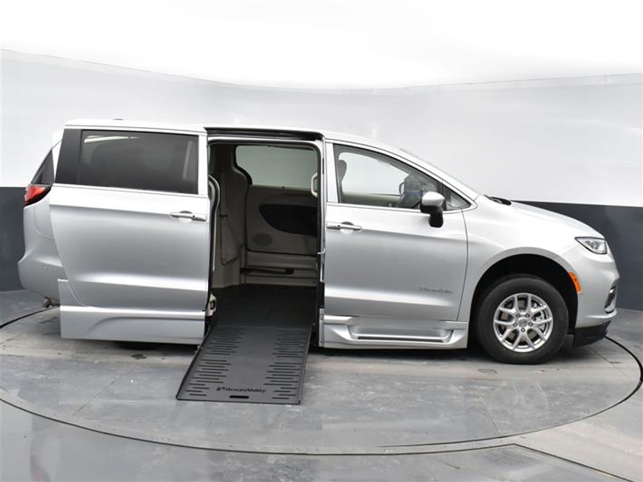 Used 2024 Chrysler Voyager LX - BraunAbility Side Entry Entry Fold Out Automatic Ramp