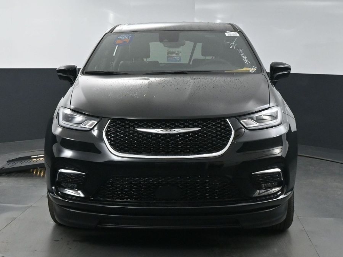 2025 CHRYSLER PACIFICA - Image 3