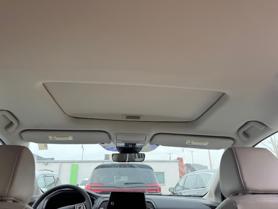 Grey Honda Odyssey image number 12