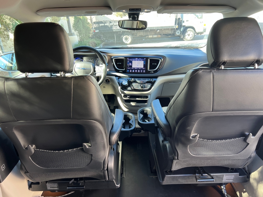 Used 2019 Chrysler Pacifica Touring L - BraunAbility Side Entry Entry In Floor Automatic Ramp