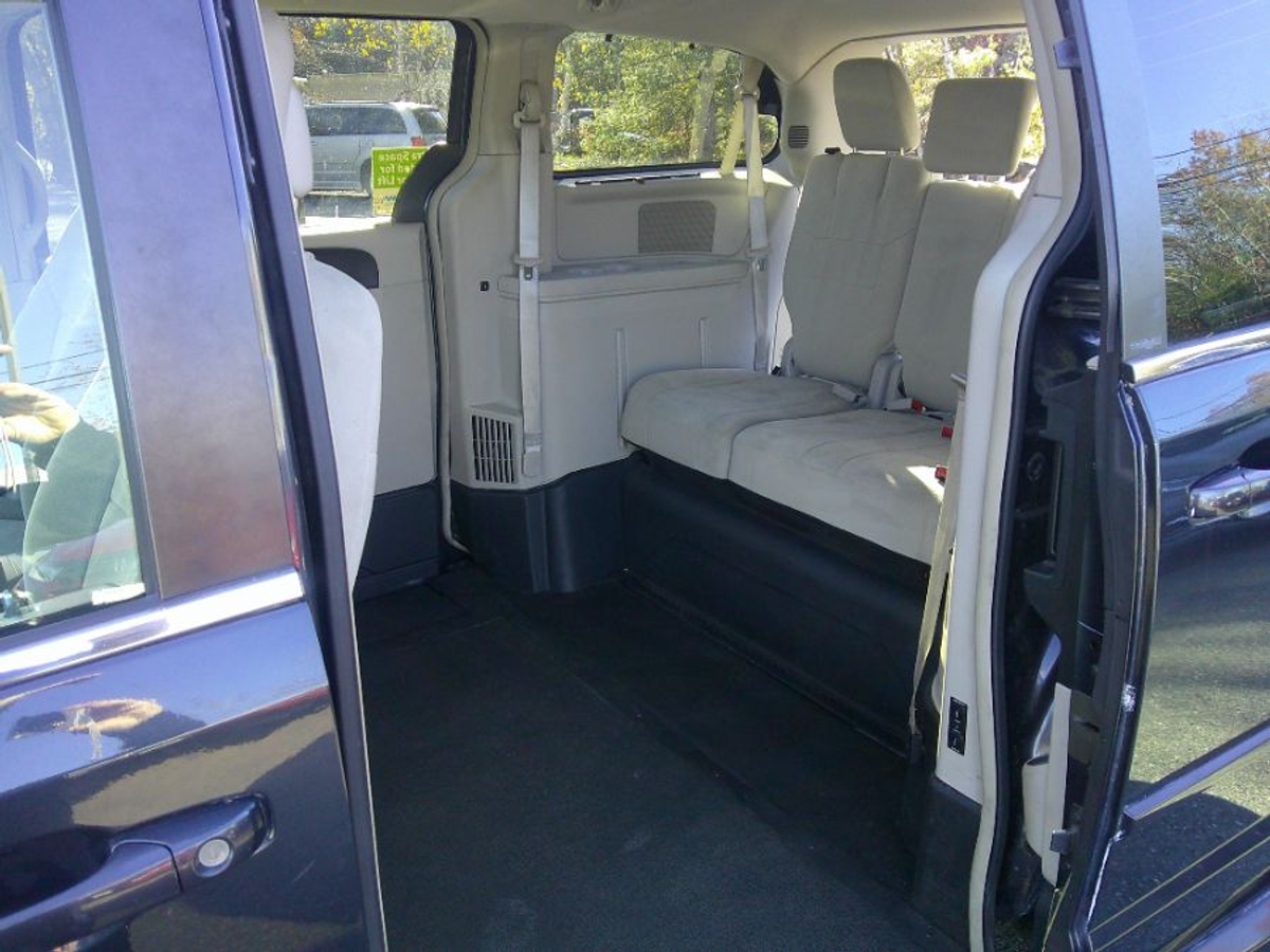 2013 DODGE GRAND CARAVAN - Image 4