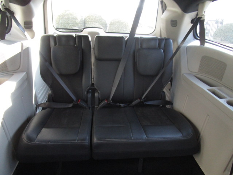 Used 2019 Dodge Grand Caravan SXT - VMI Side Entry Entry Fold Out Automatic Ramp