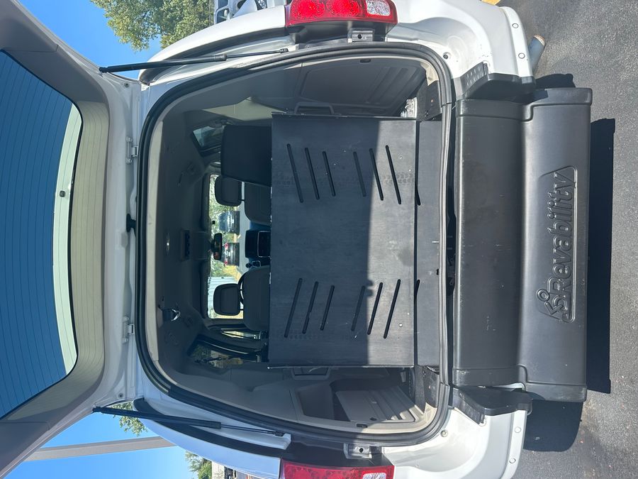 Used 2019 Dodge Grand Caravan SE - OTH Rear Entry Entry Fold Out Manual Ramp