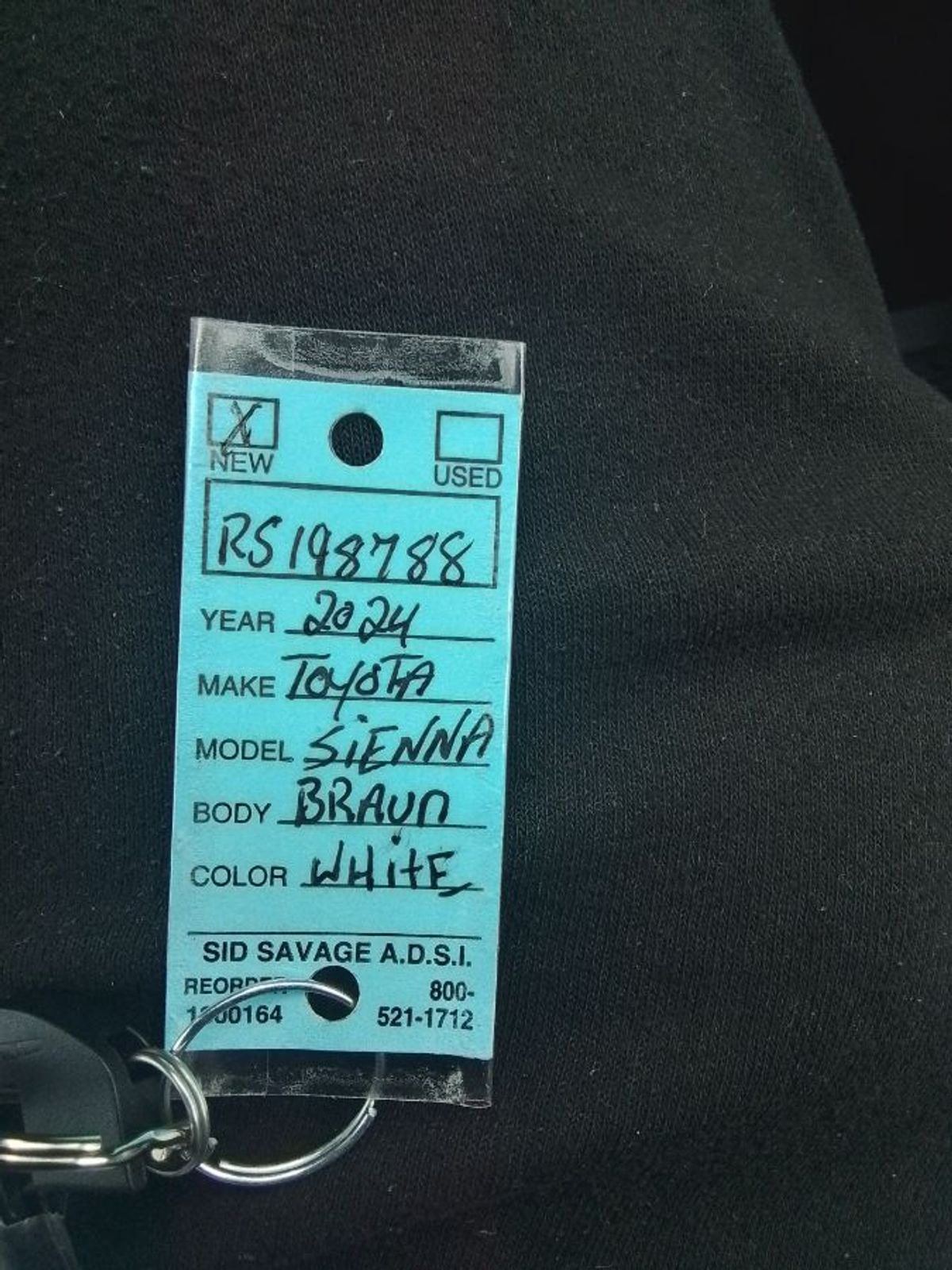 2024 TOYOTA SIENNA - Image 2