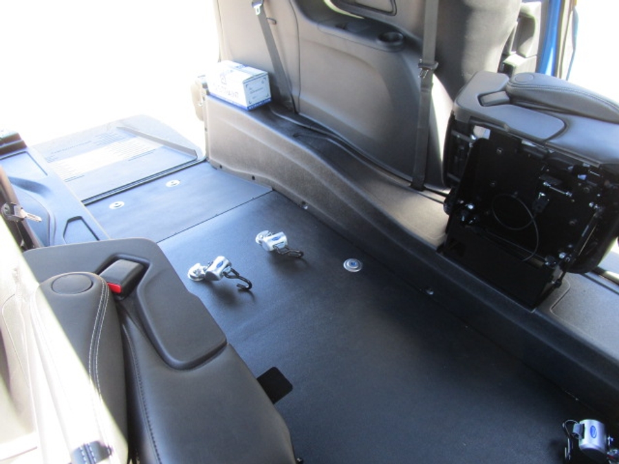 New 2026 Chrysler Pacifica Select Safety - BraunAbility Rear Entry Entry Fold Out Manual Ramp
