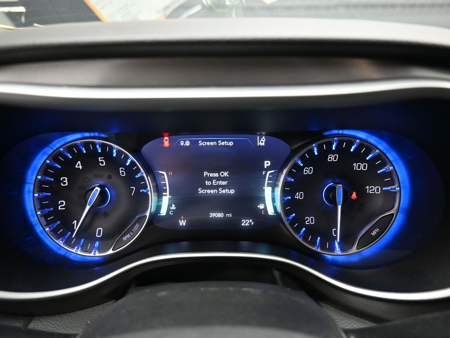 Used 2024 Chrysler Pacifica Touring L - BraunAbility Side Entry Entry Fold Out Automatic Ramp