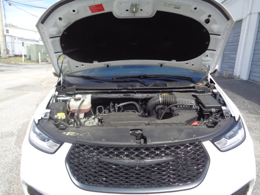 Used 2023 Chrysler Pacifica Touring L Sport - BraunAbility Side Entry Entry Fold Out Automatic Ramp