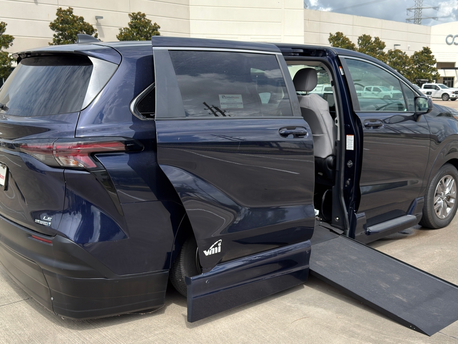 Used 2023 Toyota Sienna Hybrid LE - VMI Side Entry In Floor Automatic Ramp