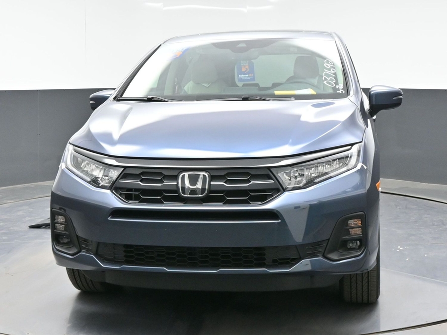 Blue Honda Odyssey image number 1