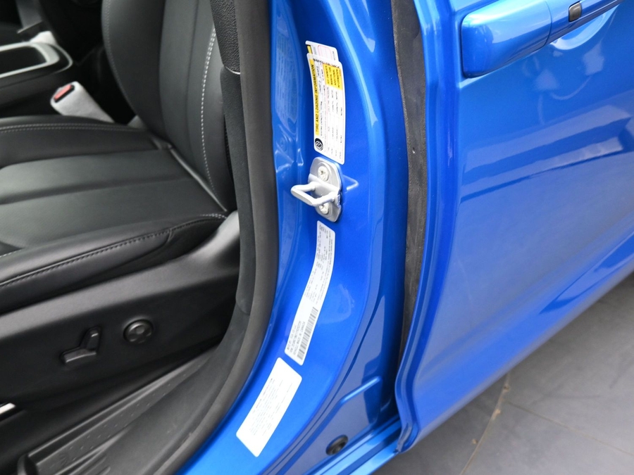 New 2026 Chrysler Pacifica Select Safety - BraunAbility Rear Entry Entry Fold Out Manual Ramp