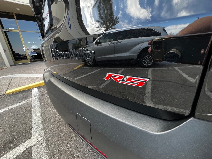 Used 2023 Chevrolet Traverse 2LT - BraunAbility Side Entry Entry In Floor Automatic Ramp