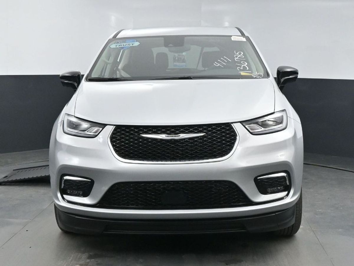 2024 CHRYSLER PACIFICA - Image 19