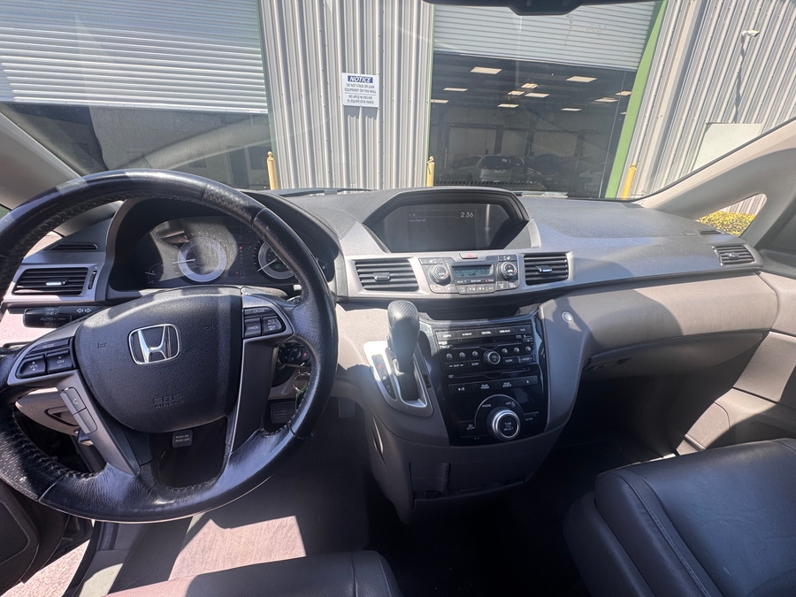  Honda Odyssey image number 4