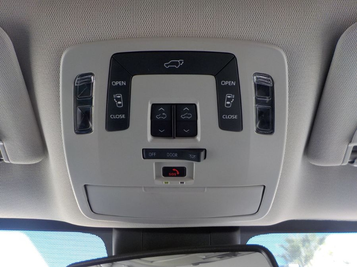 2024 TOYOTA SIENNA - Image 12
