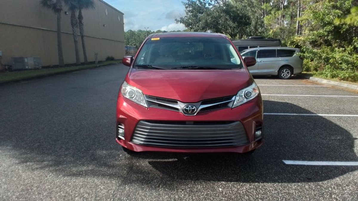 2019 TOYOTA SIENNA - Image 10