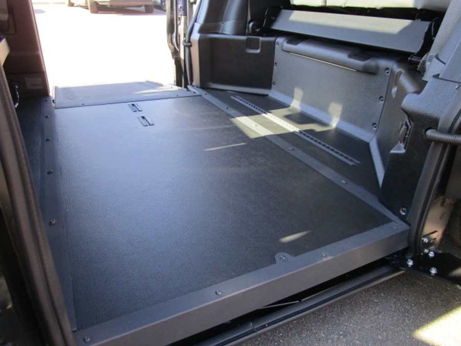 New 2025 Toyota Sienna Hybrid XLE Plus - BraunAbility Side Entry Entry In Floor Automatic Ramp