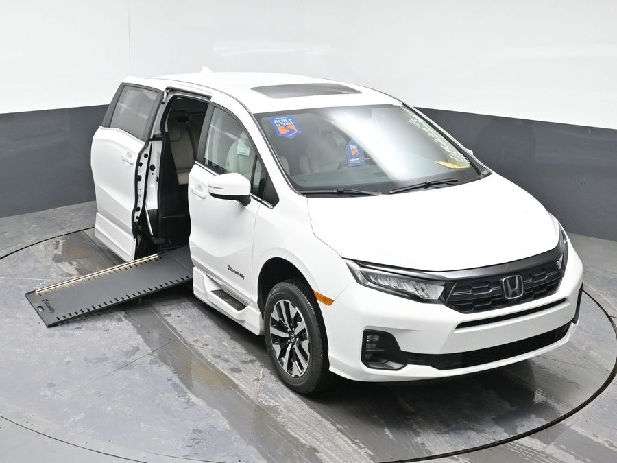 New 2026 Honda Odyssey EX-L - BraunAbility Side Entry Entry In Floor Automatic Ramp