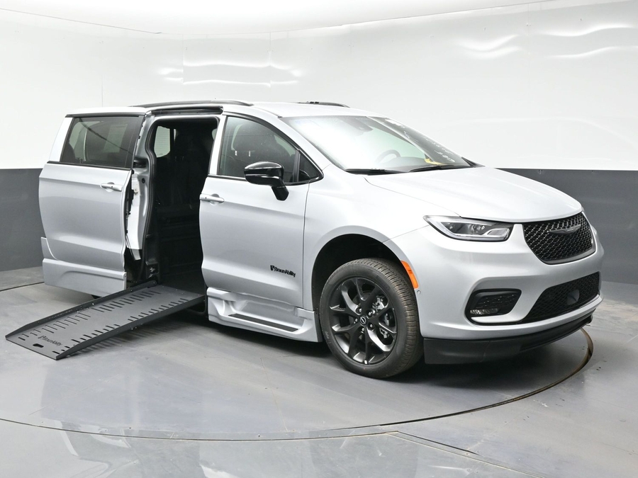 Silver Chrysler Pacifica with Side Entry Automatic Fold Out ramp