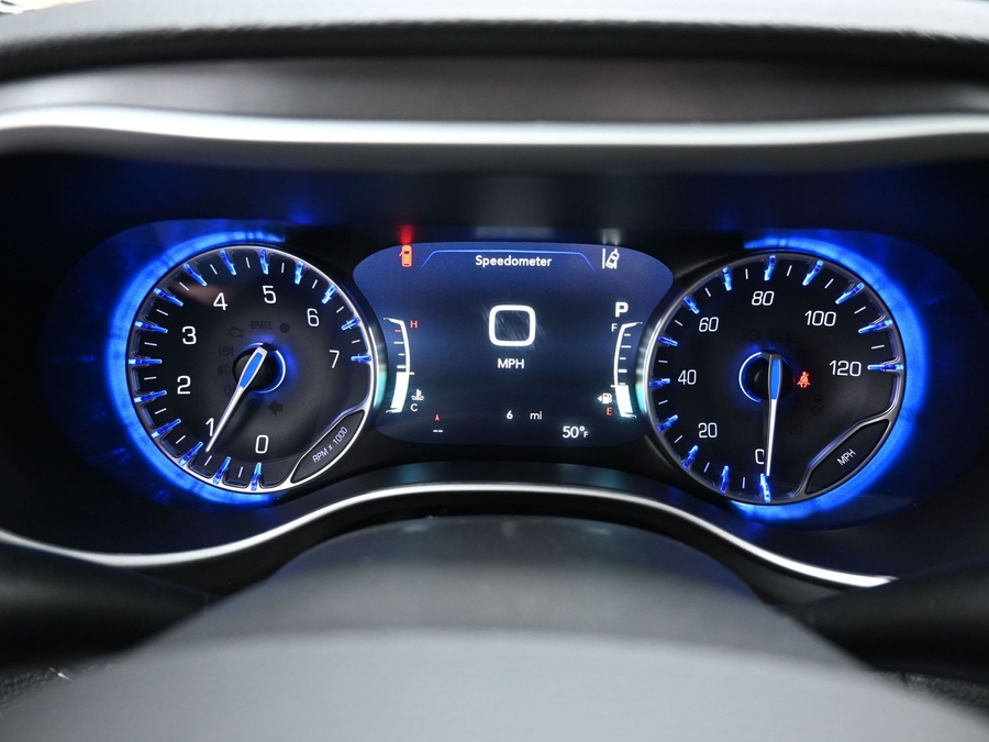 Black Chrysler Pacifica image number 12