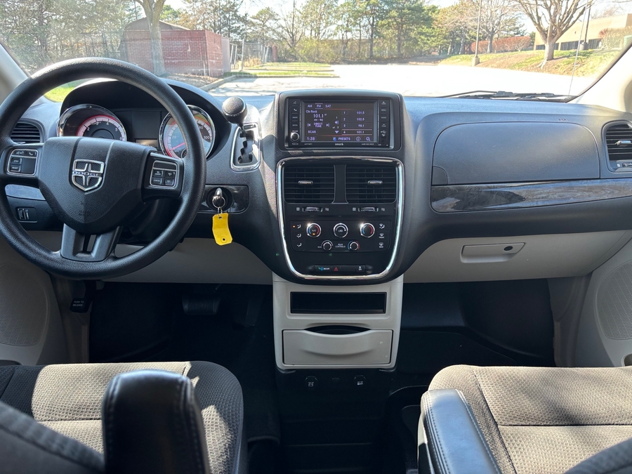 Used 2018 Dodge Grand Caravan SE -  Side Entry Entry Fold Out Automatic Ramp