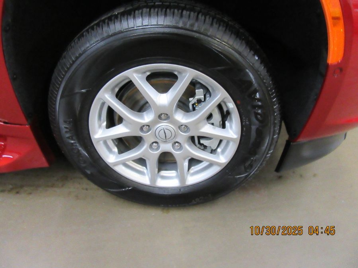 2025 CHRYSLER PACIFICA - Image 18