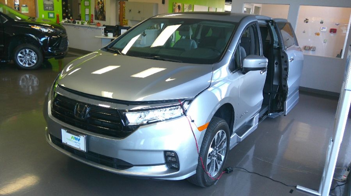 2024 HONDA ODYSSEY - Image 3