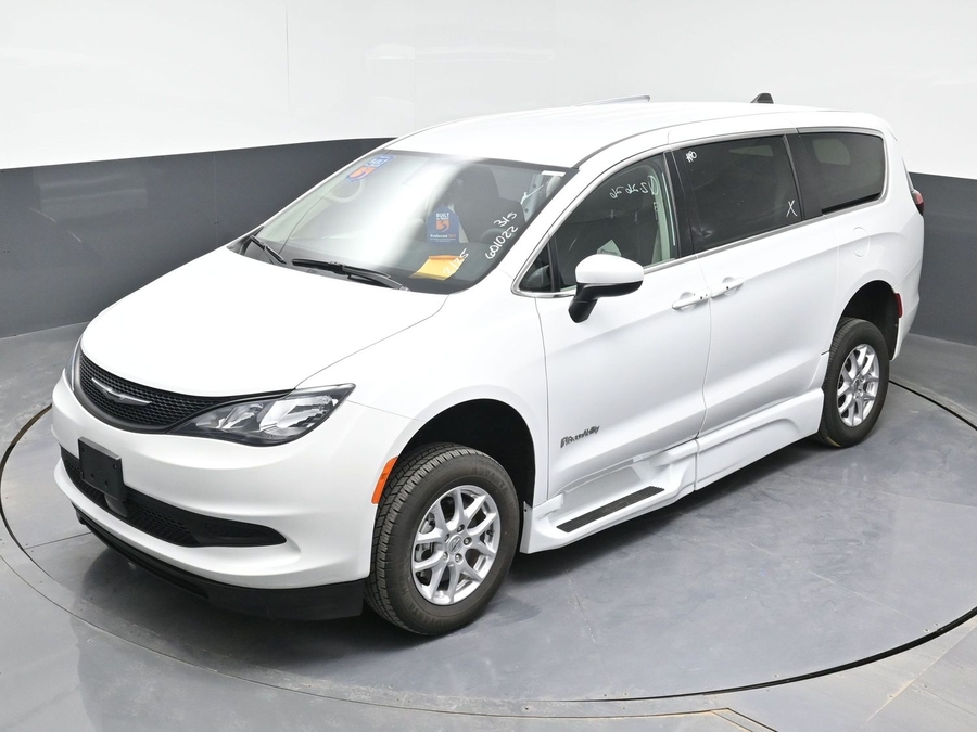 Used 2023 Chrysler Voyager LX - BraunAbility Side Entry Entry Fold Out Automatic Ramp