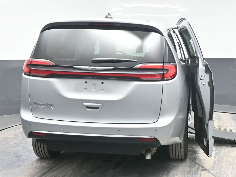 Used 2024 Chrysler Pacifica Touring L - BraunAbility Side Entry Entry In Floor Automatic Ramp